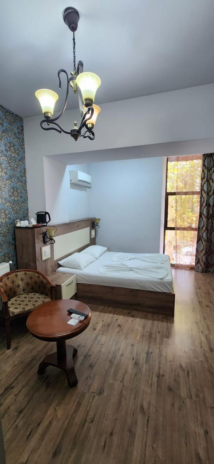 Hotel Premium Armenia Γιερεβάν Εξωτερικό φωτογραφία