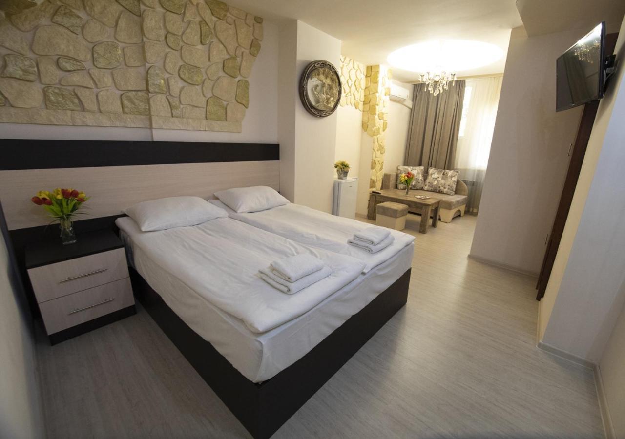 Hotel Premium Armenia Γιερεβάν Εξωτερικό φωτογραφία