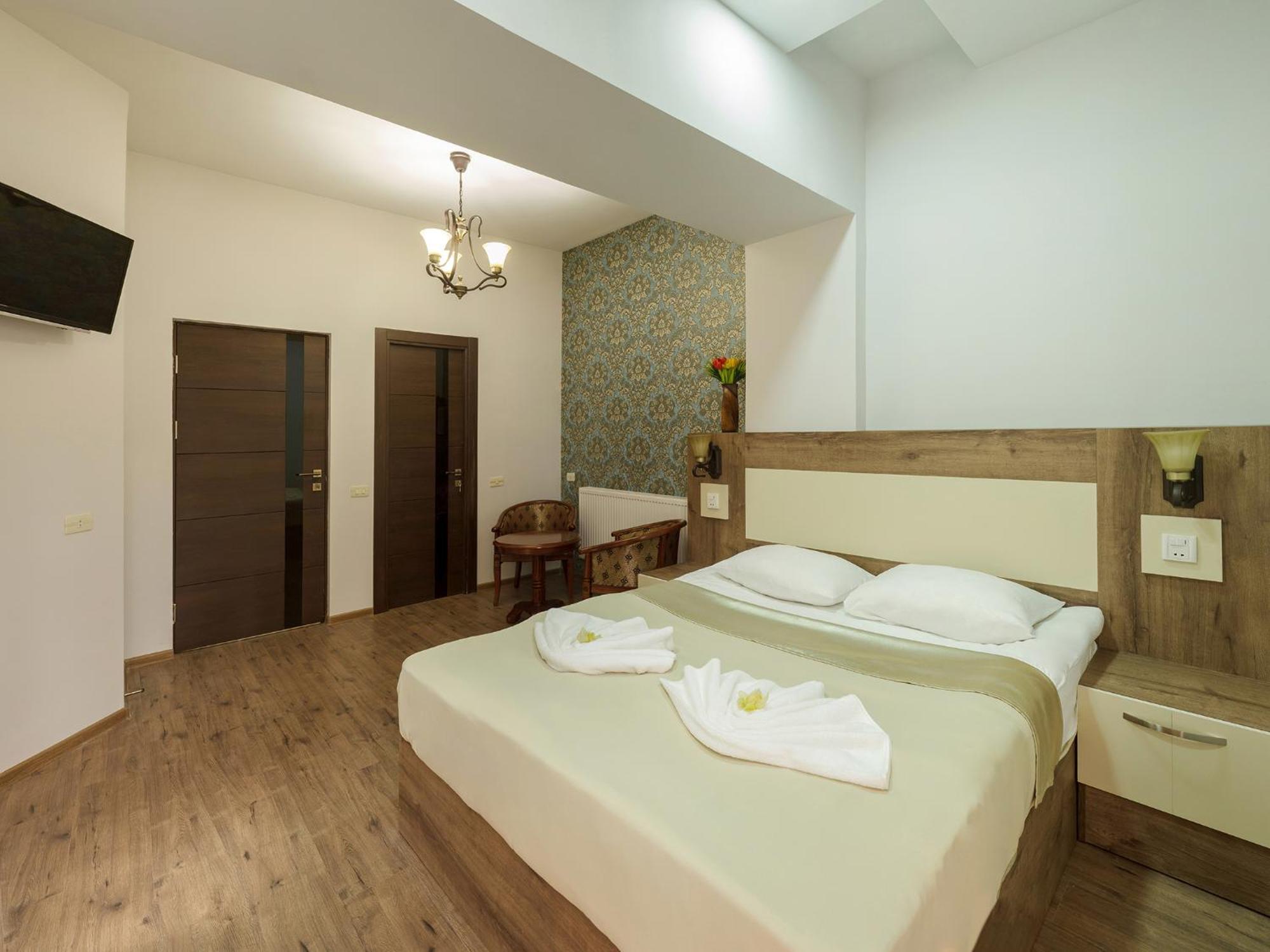 Hotel Premium Armenia Γιερεβάν Εξωτερικό φωτογραφία